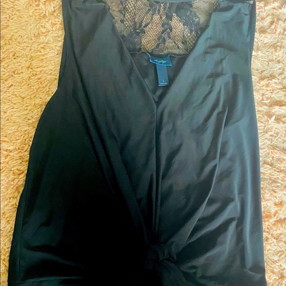 Beautiful, Daytrip top from Buckle - Picture 1 of 2